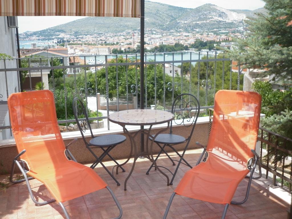 Ivona 2 Apartment Trogir