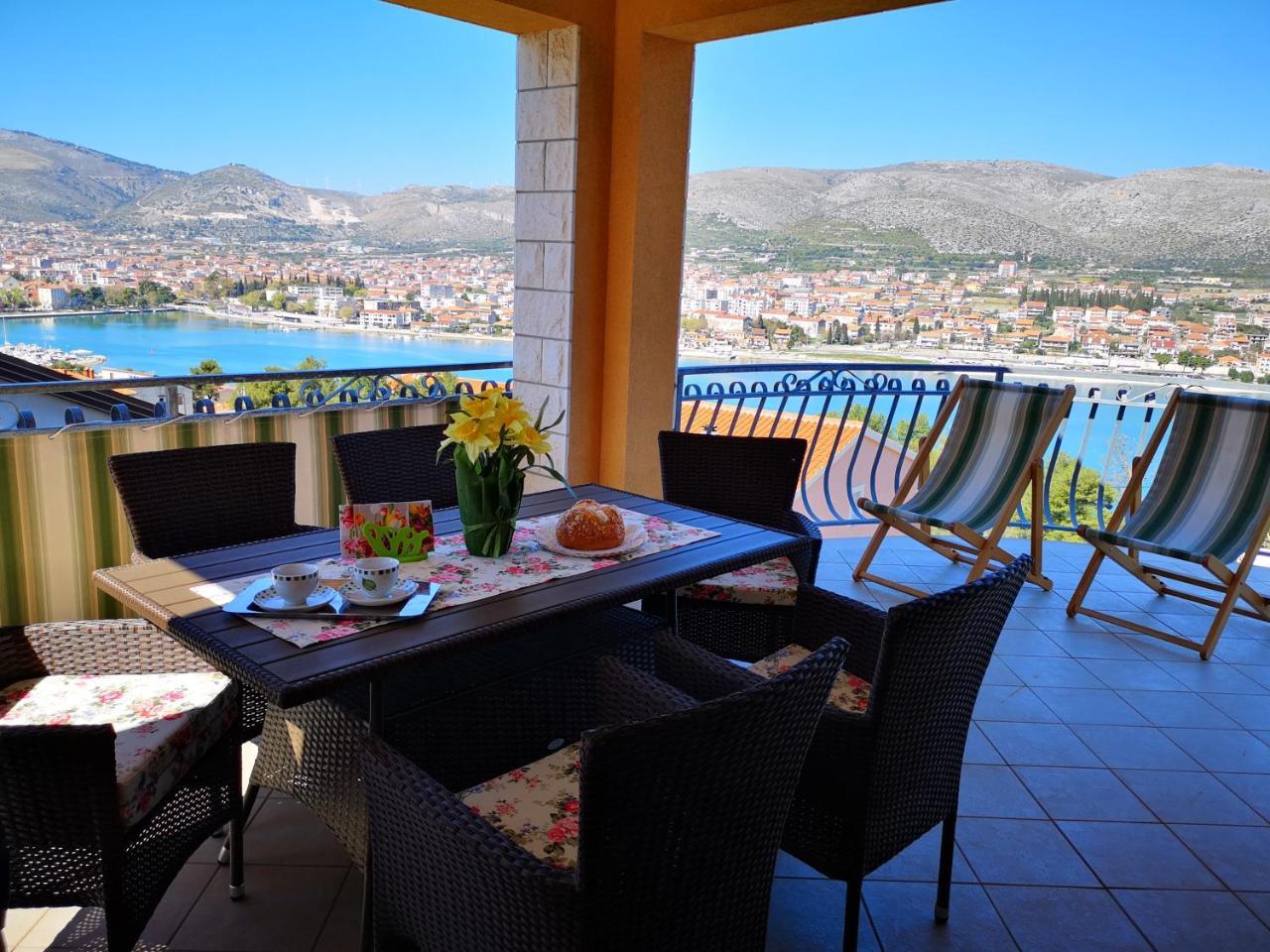 Apartment Ivona 2 *