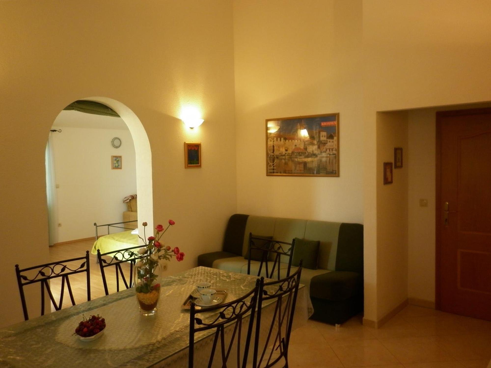 Apartment Ivona 2
