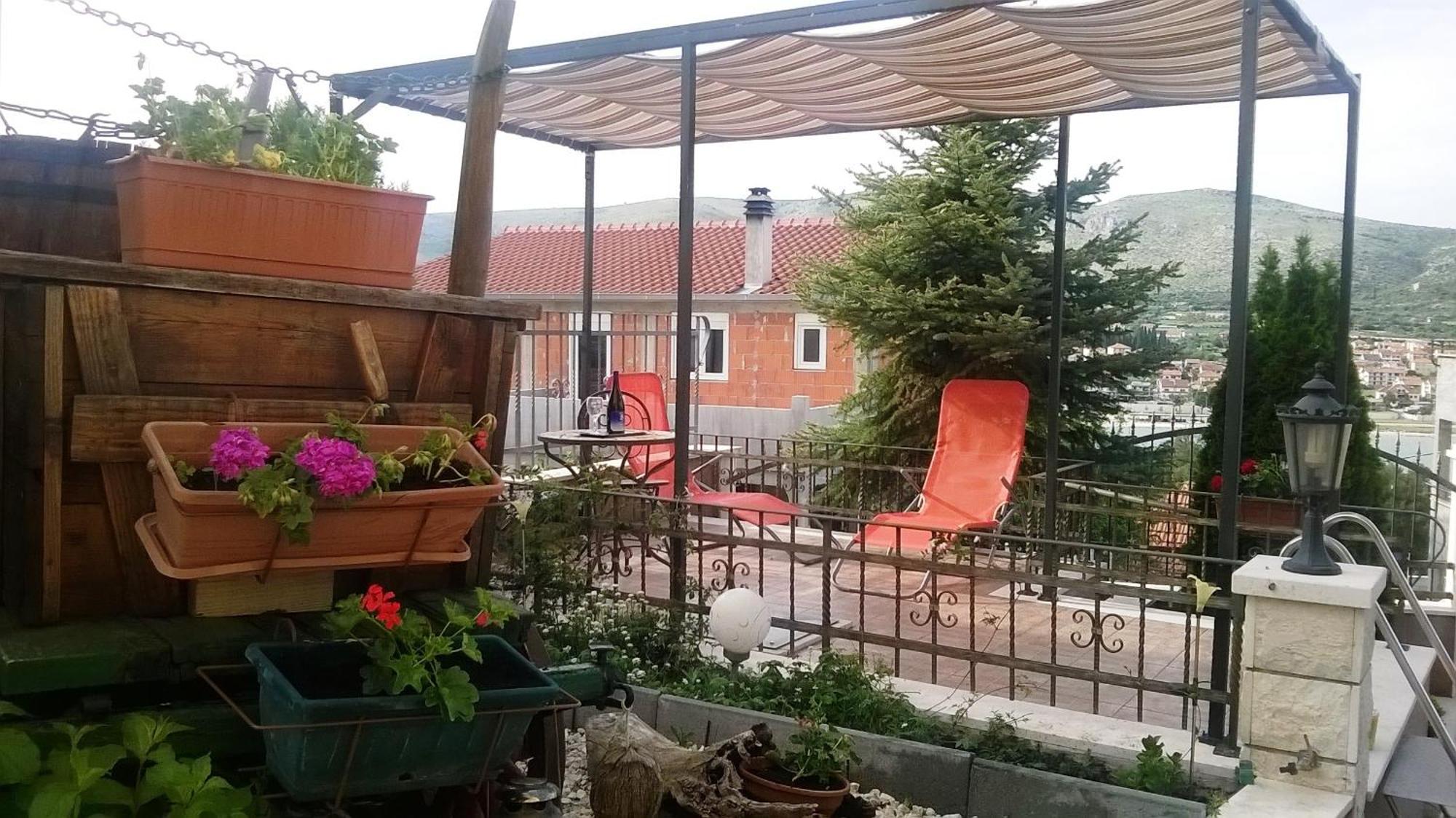 Apartment Ivona 2 *