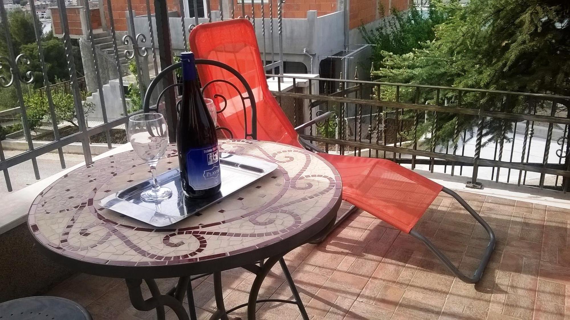 Apartment Ivona 2 *