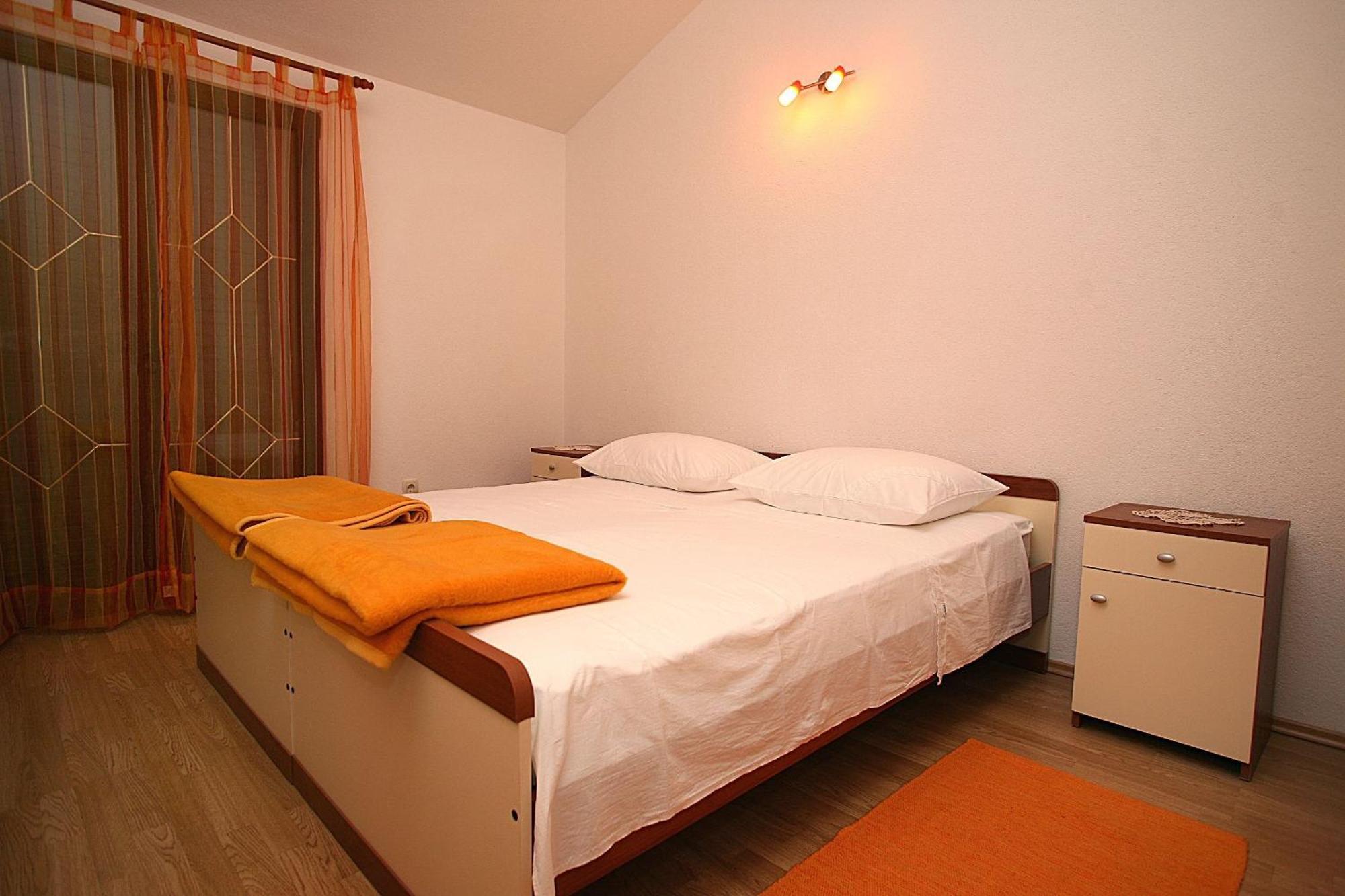 Ivona 2 Apartment Trogir