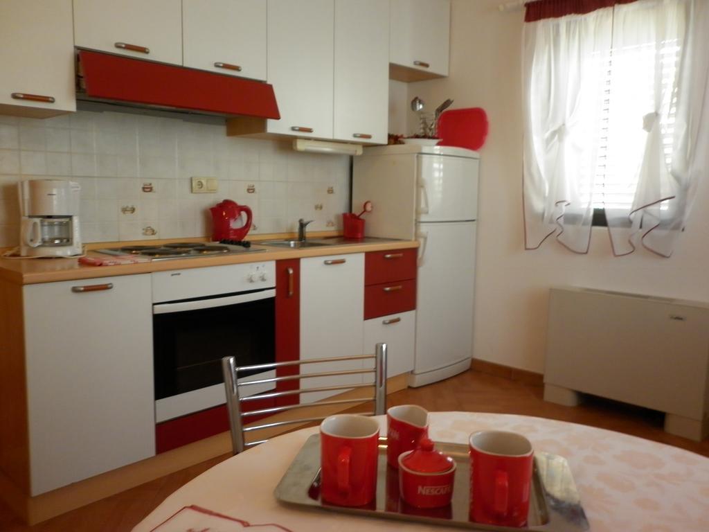 Ivona 2 Trogir